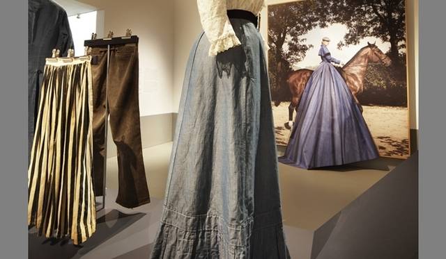 <strong>ART FILE 10｜“Blue Jeans 350 years”</strong> Courtesy of Centraal Museum 