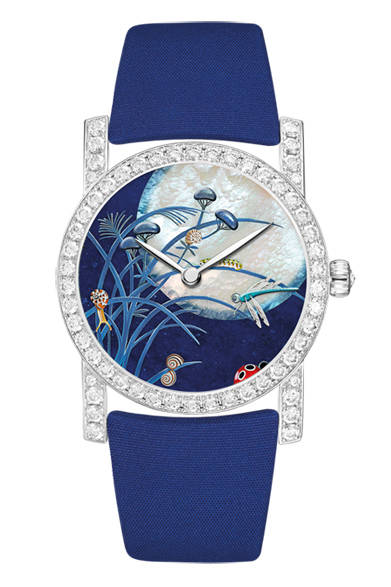 <strong>CHAUMET｜ショーメ</strong>　月と虫のモチーフ　価格｜987万円
