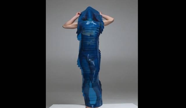 <strong>ART 13｜「ARRRGH! MONSTERS DE MODE」</strong>　Bart Hess, ‘Echo’, 2011, © Bart Hess.