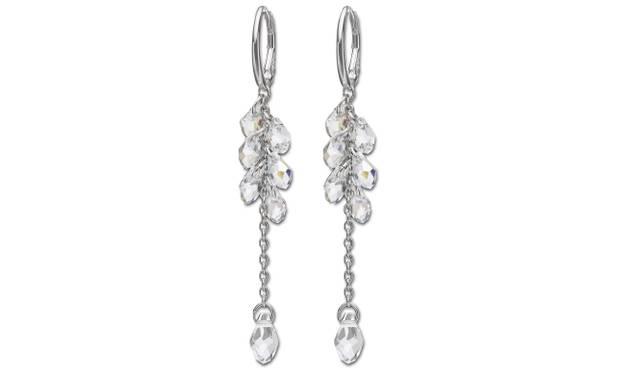 <strong>SWAROVSKI｜5周年を記念したアート・インスタレーションを開催</strong>　ピアス　1万5750円（税込）　限定150点、3月29日（金）発売