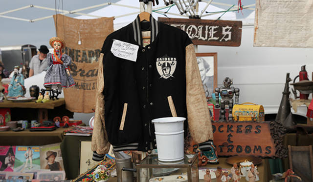<strong>STUSSY Livin’ GENERAL STORE</strong> Event: "Swimsuit Department meets STUSSY Livin’ GENERAL STORE"