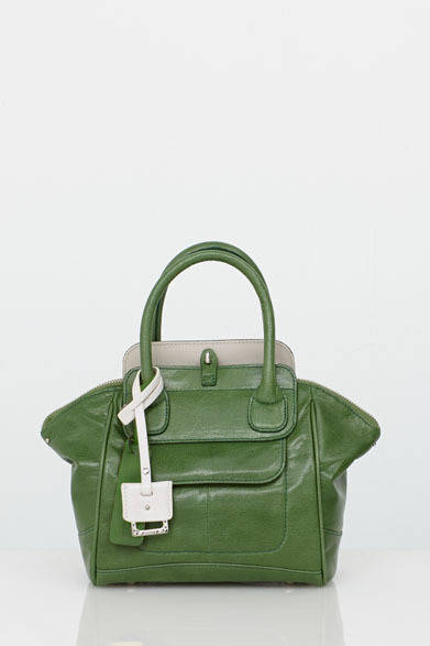 <strong>ithelicy｜イザリシー</strong>　2013年春夏コレクション　「V-ita mini」3万6750円