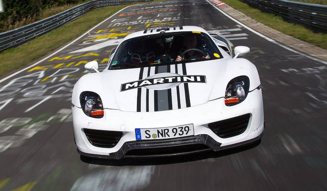 <strong>Porsche 918 Spyder｜ポルシェ 918 スパイダー</strong>