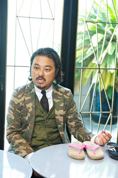 <strong>UNITED ARROWS｜ユナイテッドアローズ</strong>　