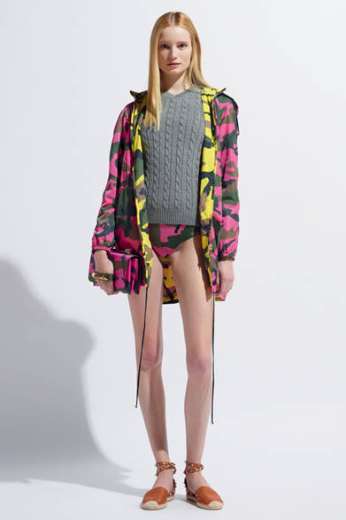 <strong>VALENTINO