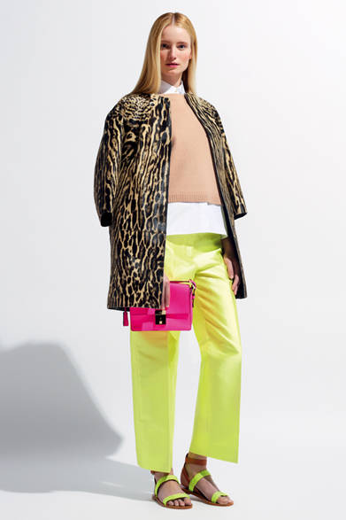 <strong>VALENTINO