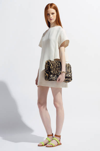 <strong>VALENTINO