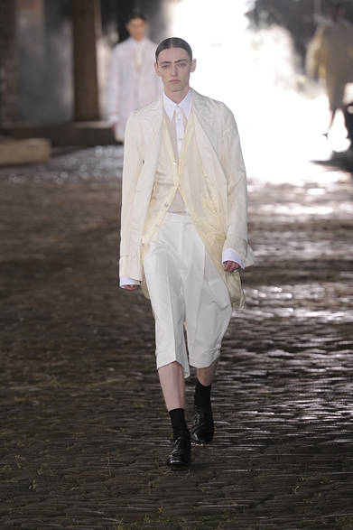 <strong>Alexander McQueen