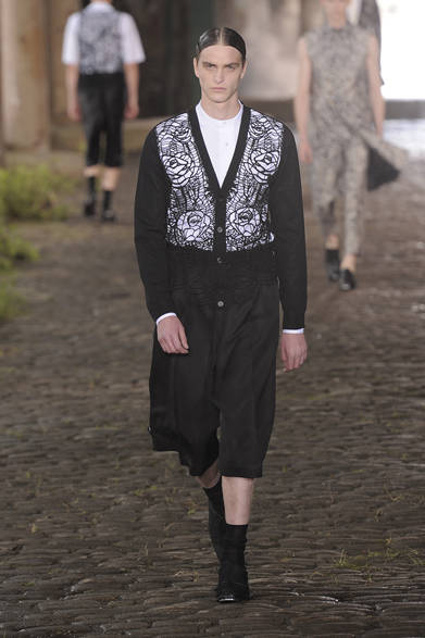 <strong>Alexander McQueen