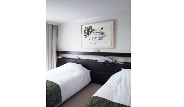 <strong>ART | ART OSAKA 2013 Contemporary Art Fair</strong> The hotel's 'Sleep with Art' project. Yukino Miyata's "piece of hukei" Drypoint 79x107cm 2012