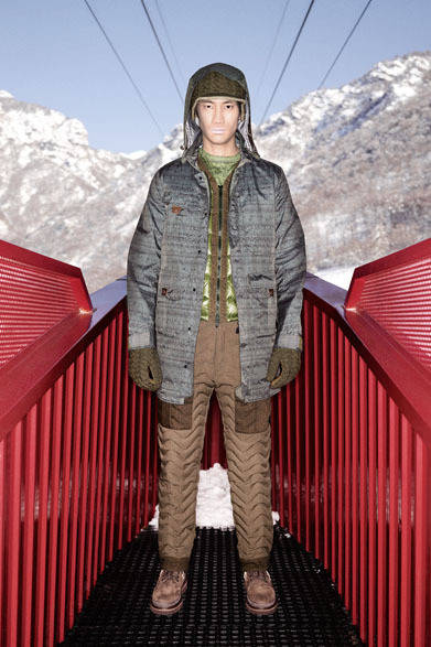 <strong>MONCLER W｜モンクレール W</strong>　2013-14年秋冬コレクション　HIEN 33万3900円