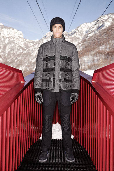 <strong>MONCLER W｜モンクレール W</strong>　2013-14年秋冬コレクション　TEMPEST 29万2950円
