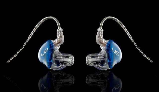 <strong>Logicool</strong> Ultimate Ears Ultimate Ears 11 Pro Custom In-Ear Monitors ¥159,800