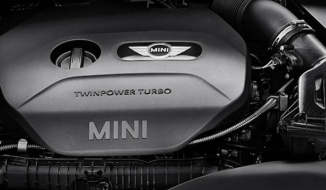 A 2.0-liter, four-cylinder, direct-injection twin-power turbo engine producing 141kW (192ps) of maximum output and 280Nm (28.5kgm) of peak torque. This engine, which reportedly generates a formidable 300Nm (30.6kgm) of torque with overboost, is expected to be fitted in the new Cooper S.