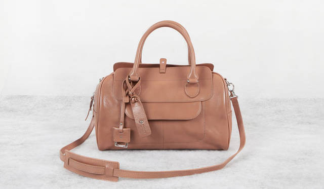 <strong>ithelicy｜イザリシー</strong>　2013-14年秋冬コレクション　Ruth 5万4600円