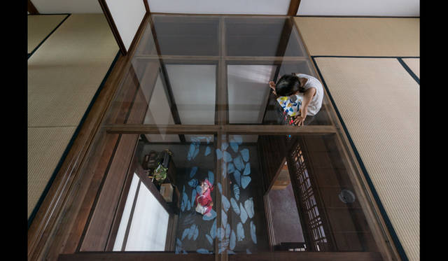 <strong>AT ART UWAJIMA 2013</strong>　愛媛県宇和島市「木屋旅館」 建築｜永山祐子建築設計、映像｜束芋