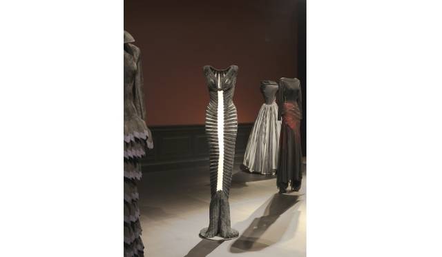 <strong>ART FILE 26｜「Alaïa （アライア）」</strong>　© Pierre Antoine