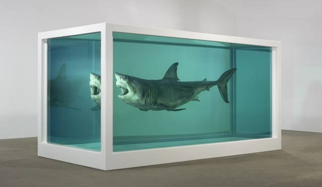 <strong>ART FILE 27｜「Relics」</strong>　The Immortal  Photographed by Prudence Cuming Associates © Damien Hirst and Science Ltd. All rights reserved, DACS 2013