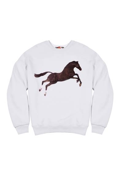 <strong>MSGM｜MSGMと雑誌『TOILETPAPAER』がコラボレーション</strong>　空飛ぶ馬スウェット　ホワイト　3万1500円