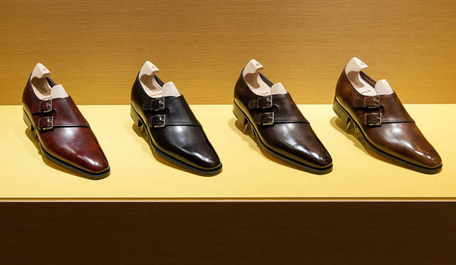 <strong>JOHN LOBB｜ジョンロブ</strong>　「東京ミッドタウン店」オープン記念スペシャルモデル　「チャペル」レッド