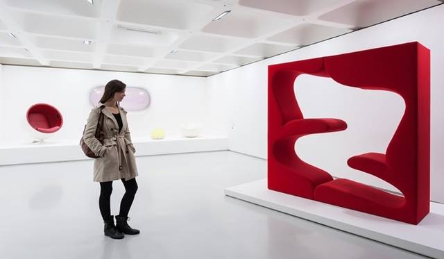 <strong>ART FILE 28｜「Pop Art Design（ポップアート デザイン）」</strong>　© Gar Powell-Evans 2013 Courtesy Barbican Art Gallery　Living Tower (1968) by Verner Panton
