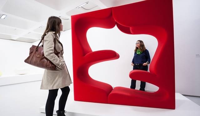 <strong>ART FILE 28｜「Pop Art Design（ポップアート デザイン）」</strong>　© Gar Powell-Evans 2013 Courtesy Barbican Art Gallery　Living Tower (1968) by Verner Panton