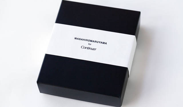 <strong>Continuer｜コンティニュエ</strong>　「MASAHIROMARUYAMA（マサヒロ マルヤマ）」　期間中、「MASAHIROMARUYAMA」を購入された方先着で、大判セリート（メガネ拭き）が付属。大きなセリートは扱いやすく、アイウェアのメンテナンスに最適