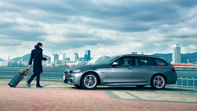 <strong>BMW ConnectedDrive × 5 Series｜あなたと世界をつなぐ、あたらしいBMW</strong>