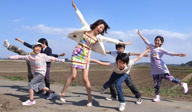 © 2012 NICE RAINBOW／ISHII KATSUHITO