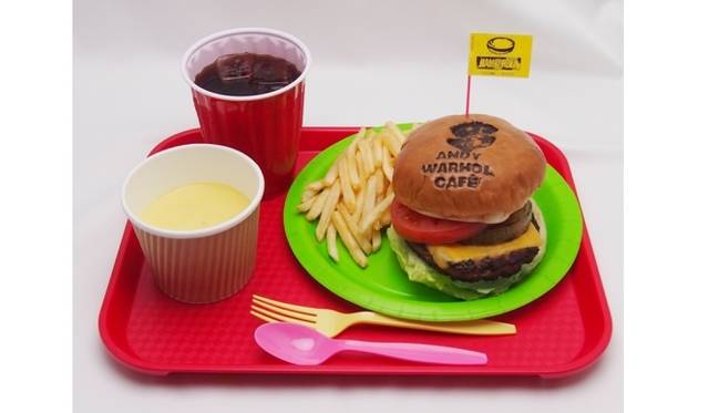 <strong>EAT｜『アンディ・ウォーホル・カフェ』が六本木ヒルズ展望台にオープン</strong>　