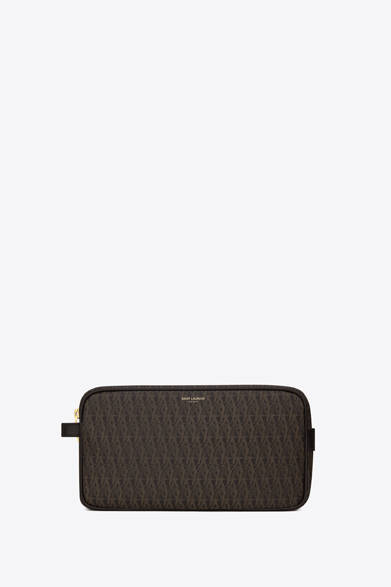 <strong>SAINT LAURENT｜新トラベルライン「MONOGRAM」登場 </strong>　コスメティックケース 6万4000円