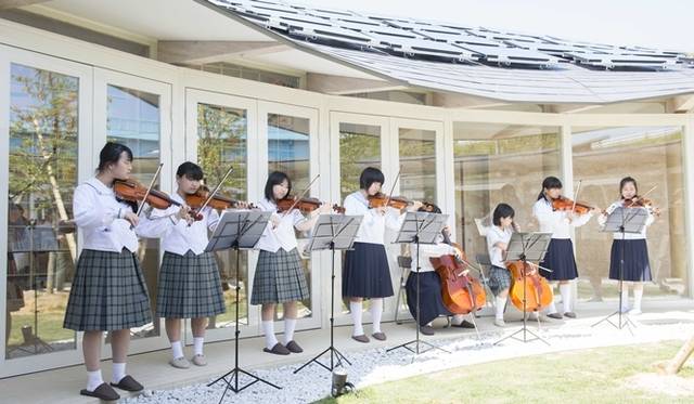 <strong>ART｜『LVMH 子ども アート・メゾン』福島県相馬市にオープン</strong>　オープニング・セレモニー © LOUIS VUITTON / Tadamasa Iguchi