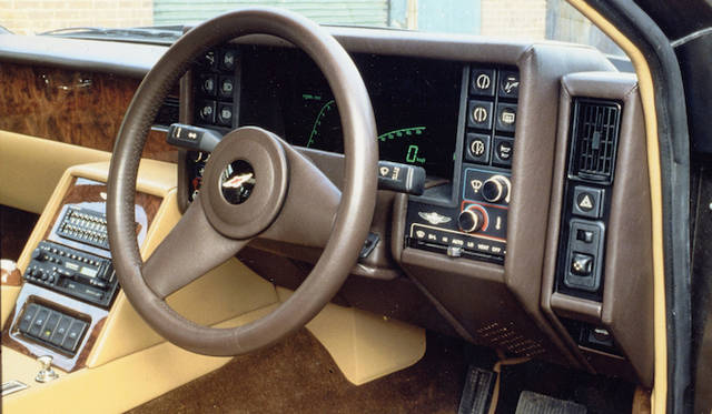 Aston Martin LAGONDA（1976）｜アストンマーティン ラゴンダ