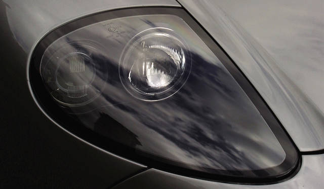 Aston Martin V12_VANQUISH（2001）｜アストンマーティン V12 ヴァンキッシュ
