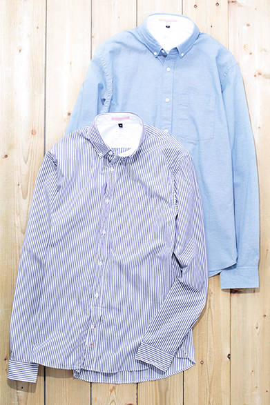 MEN'S | Button-down shirts with a small collar. The basic design, with a silhouette that fits the Japanese physique, is versatile for various styling. From top: Chambray Shirt ¥22,000, Stripe Shirt ¥21,000 (Both by APOLIS)<br />*Both prices are tax excluded.