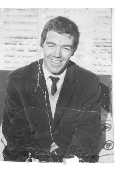Barry, son of Frank and Eileen, and father of designer Audrey McLauren. The popular "BARRY" model is named after him.