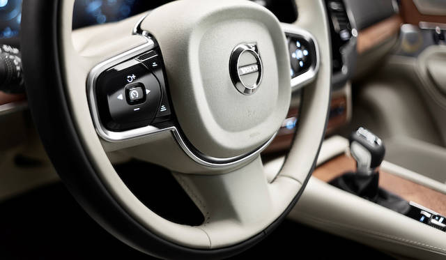<strong>Volvo XC90｜ボルボ XC90</strong>