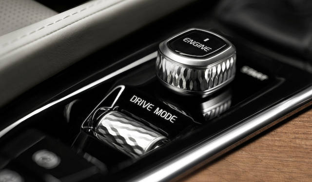 <strong>Volvo XC90｜ボルボ XC90</strong>