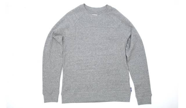 Pullover ¥22,000 (excl. tax)
