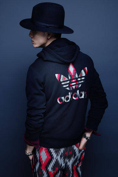 NH Pullover Logo Hoody 1万5120円、NH Sweat pant 1万6200円