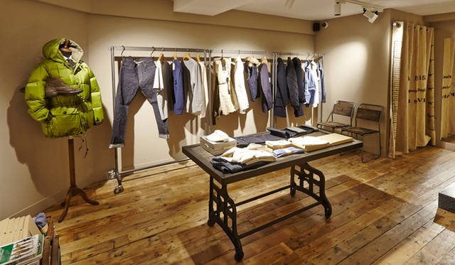 <strong>Nigel Cabourn｜ナイジェル・ケーボン</strong>　ロンドン・コベントガーデン「Nigel Cabourn THE ARMY GYM London Store」