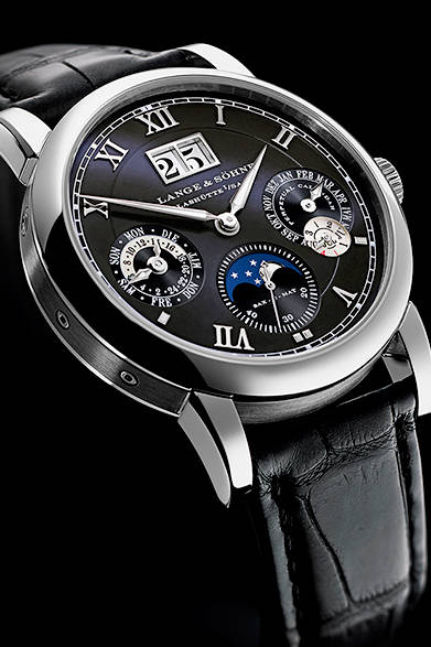 <strong>A.LANGE & SÖHNE｜A.ランゲ＆ゾーネ <br />ランゲマティック・パーペチュアル</strong><br /><br />自動巻き、ホワイトゴールドケース、価格847万8000円、2014年12月以降発売予定。<br /><br />A.ランゲ＆ゾーネ<br />Tel. 03-3288-6639<br />http://www.alange-soehne.com