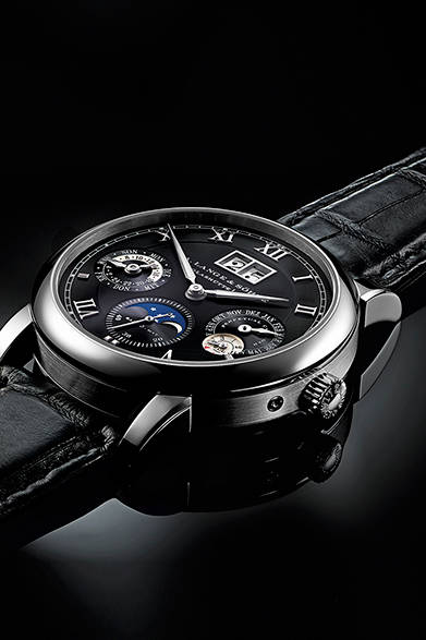 <strong>A.LANGE & SÖHNE｜A.ランゲ＆ゾーネ <br />ランゲマティック・パーペチュアル</strong><br /><br />自動巻き、ホワイトゴールドケース、価格847万8000円、2014年12月以降発売予定。<br /><br />A.ランゲ＆ゾーネ<br />Tel. 03-3288-6639<br />http://www.alange-soehne.com