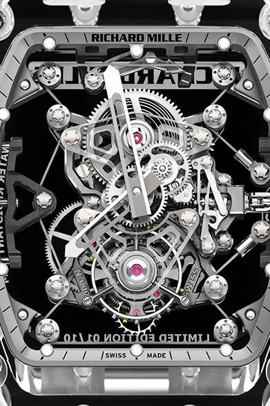 <strong>RICHARD MILLE｜リシャール・ミル<br />RM 56-02 トゥールビヨン サファイア</strong><br /><br />手巻き、サファイアクリスタルケース、ケースサイズ縦50.50mm×横42.7mm、30m防水、世界10本限定、予価1億9100万円。<br /><br />リシャールミルジャパン<br />Tel. 03-5807-8162<br />http://www.richardmille.jp