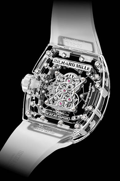 <strong>RICHARD MILLE｜リシャール・ミル<br />RM 56-02 トゥールビヨン サファイア</strong><br /><br />手巻き、サファイアクリスタルケース、ケースサイズ縦50.50mm×横42.7mm、30m防水、世界10本限定、予価1億9100万円。<br /><br />リシャールミルジャパン<br />Tel. 03-5807-8162<br />http://www.richardmille.jp