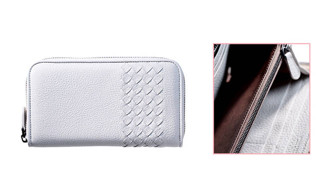 <strong>ブランド名</strong>価格テキストが入ります。テキストが入ります。テキストが入ります。テキストが入ります。テキストが入ります。テキストが入ります。テキストが入ります。テキストが入ります。テキストが入ります。テキストが入ります。テキストが入ります。テキストが入ります。テキストが入ります。