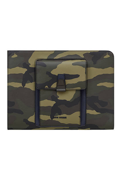 Clutch Bag<br />Price | ¥280,000 (excl. tax)