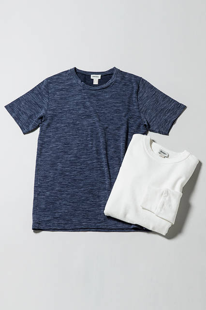 T-shirt | ¥8,800 (excl. tax)<br/>Pullover | ¥10,800 (excl. tax)