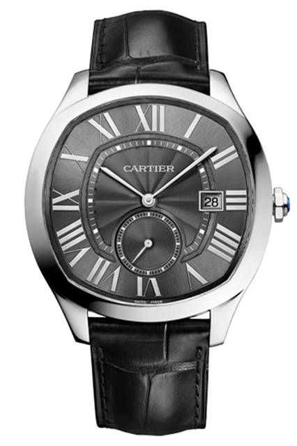 <strong>ドライブ ドゥ カルティエ</strong><br />ケース｜ステンレススチール<br />直径｜40mm<br />ムーブメント｜自動巻き（Cal.1904-PS MC）<br />ストラップ｜アリゲーター<br />防水｜日常生活<br />発売時期｜2016年5月予定<br />予価｜71万円<br /><br />Vincent Wulveryck Ⓒ Cartier