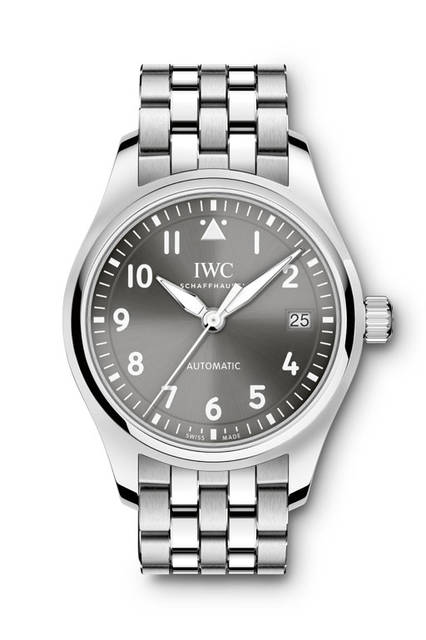 <strong>パイロット・ウォッチ・オートマティック 36</strong><br />ケース｜ステンレススチール<br />直径｜36mm<br />厚さ｜10.6mm<br />ムーブメント｜自動巻き（Cal.35111）<br />機能｜日付表示<br />防水｜6気圧<br />ブレスレット｜ステンレススチール<br />発売時期｜2016年6月予定<br />価格｜63万円